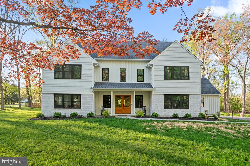 2 LAUREL DRIVE