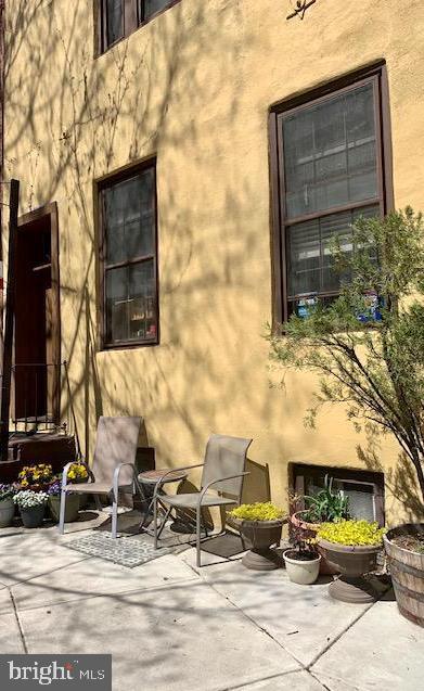 923 SPRUCE STREET 3RD FLR