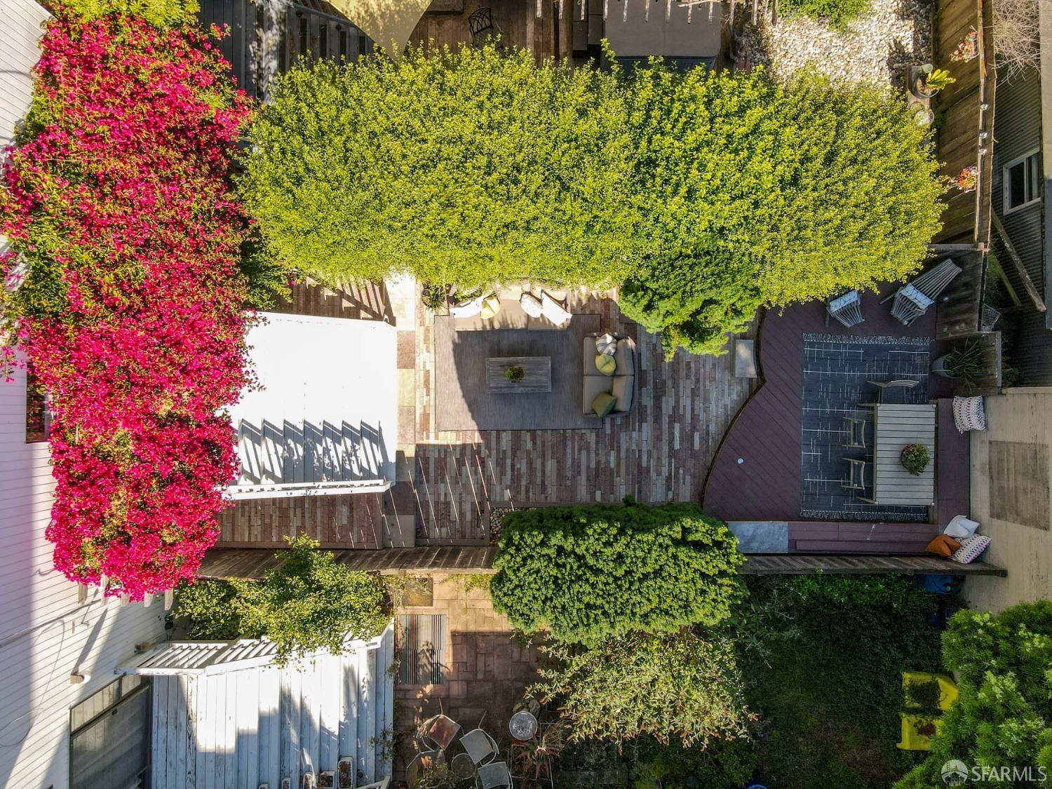 2425 Market Street # 2
