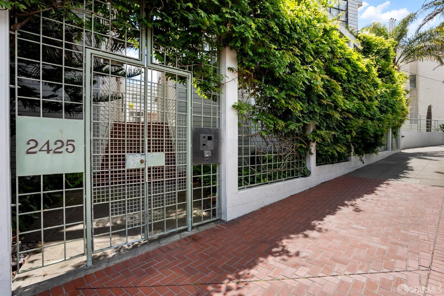 2425 Market Street # 2