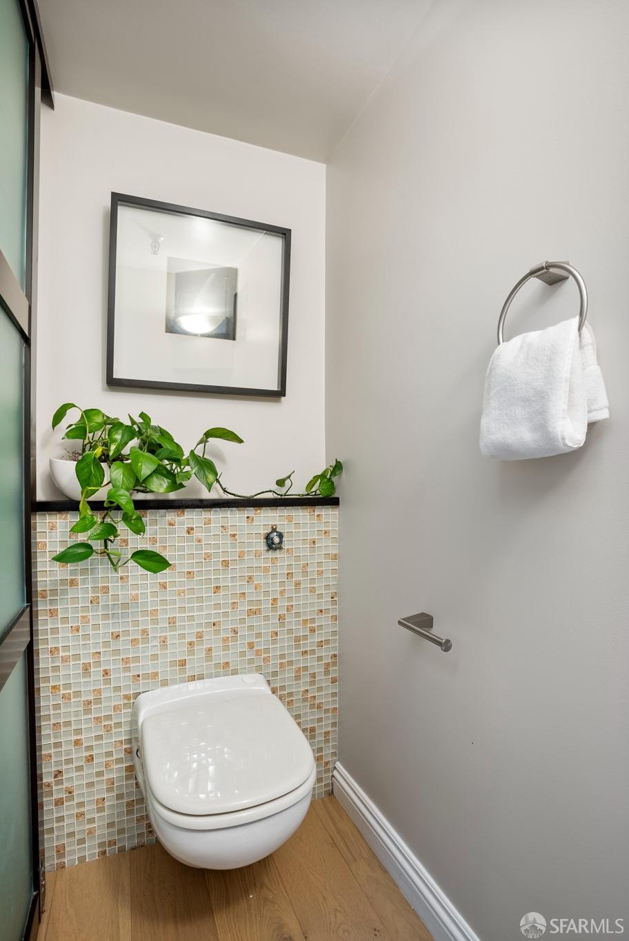 2425 Market Street # 2