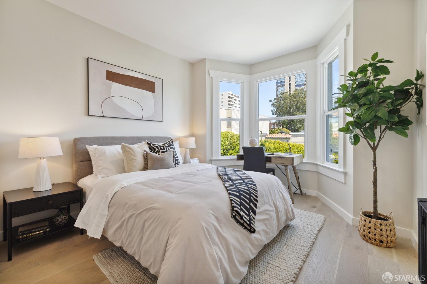 1811 Leavenworth Street # 2
