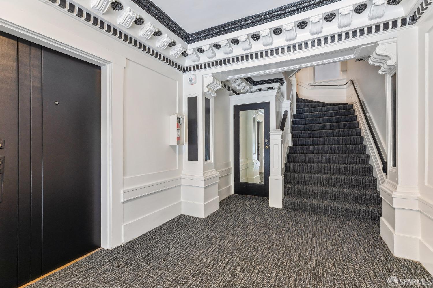 1811 Leavenworth Street # 2