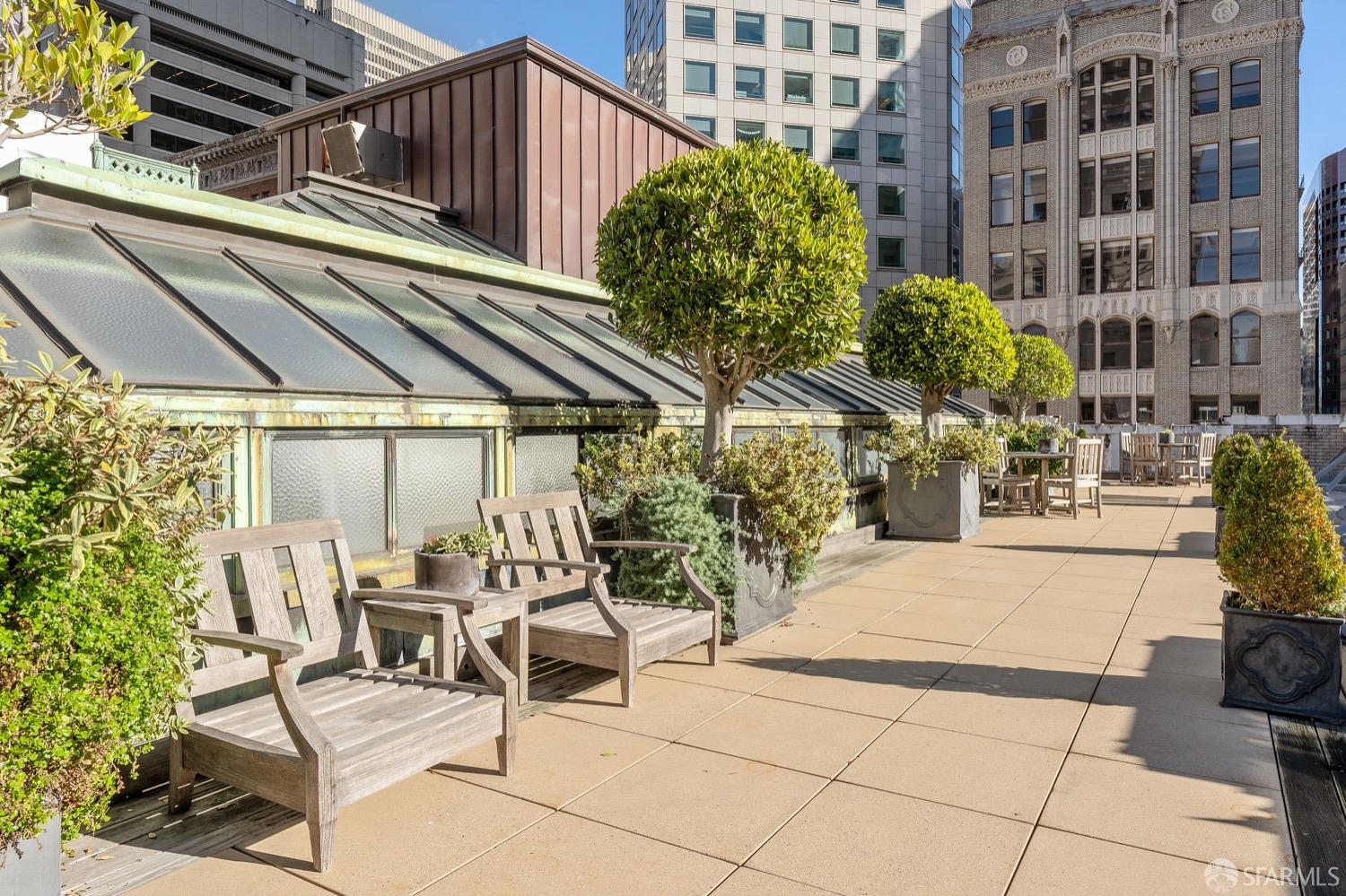 201 Sansome Street # 403