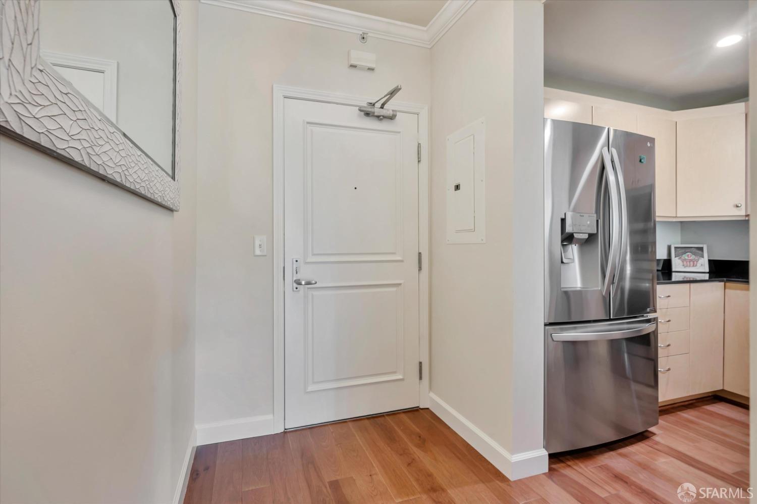 140 South Van Ness Avenue # 322