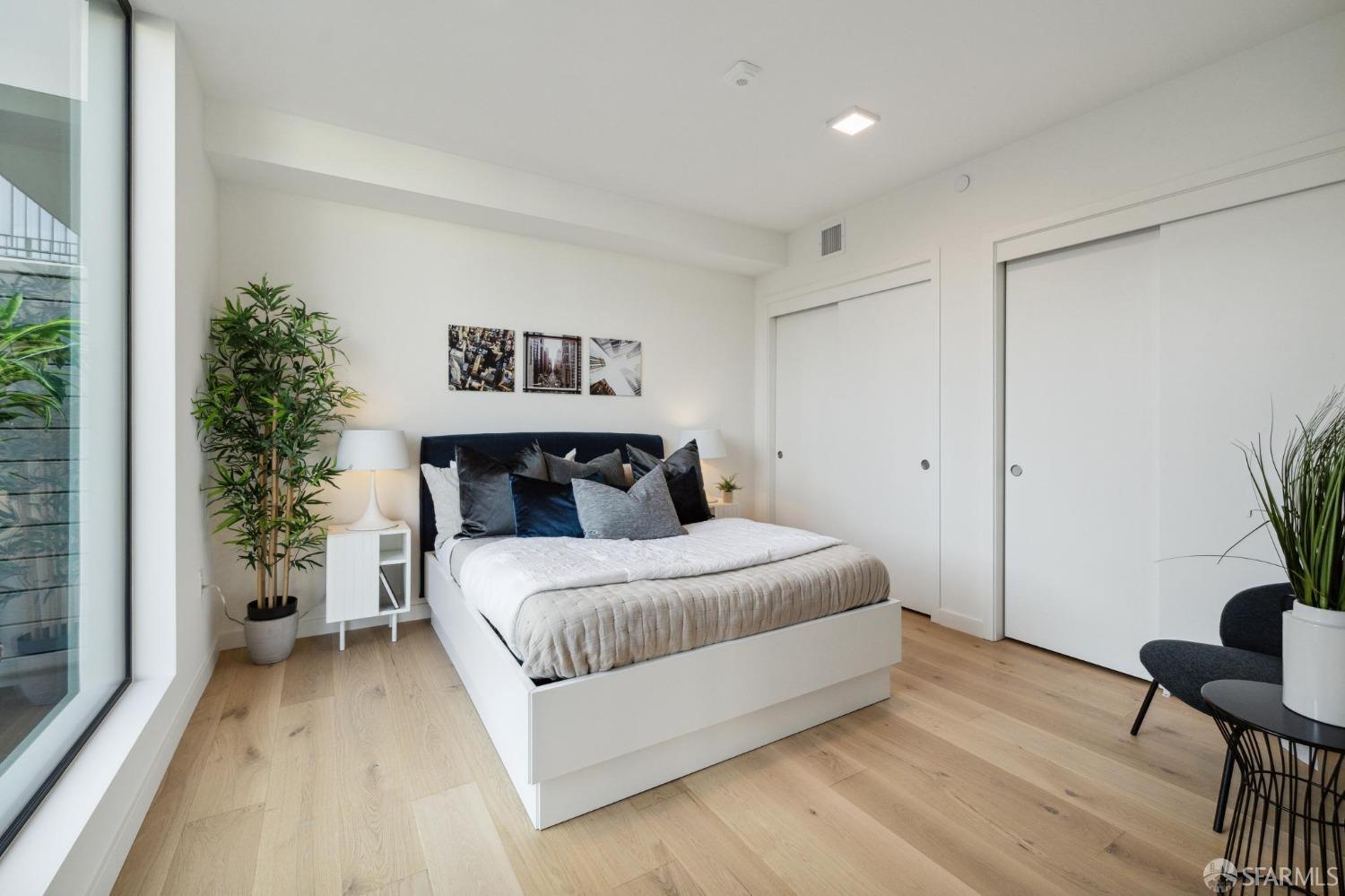 1580 Pacific Avenue # 208