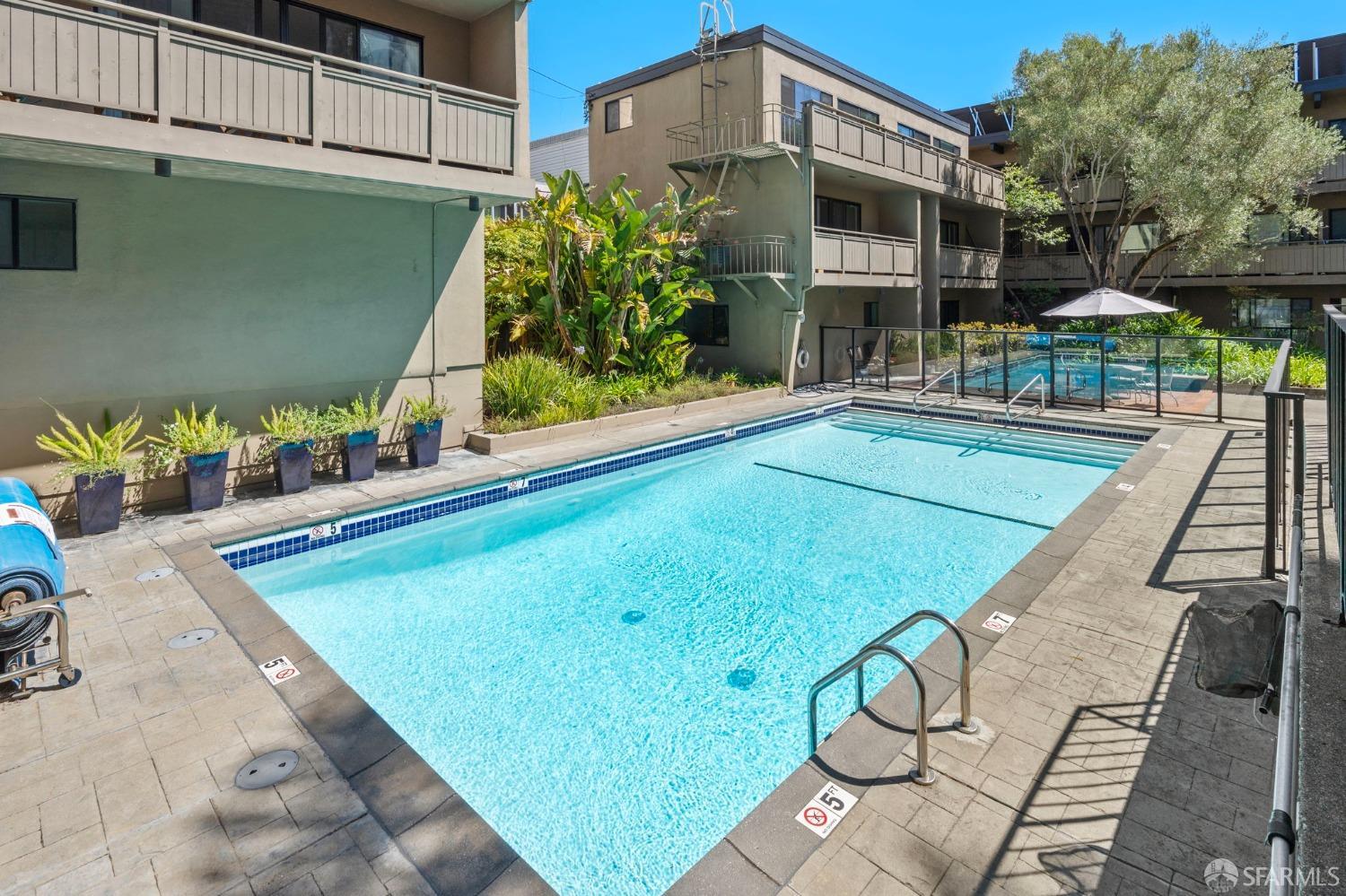 1817 California Street # 2C