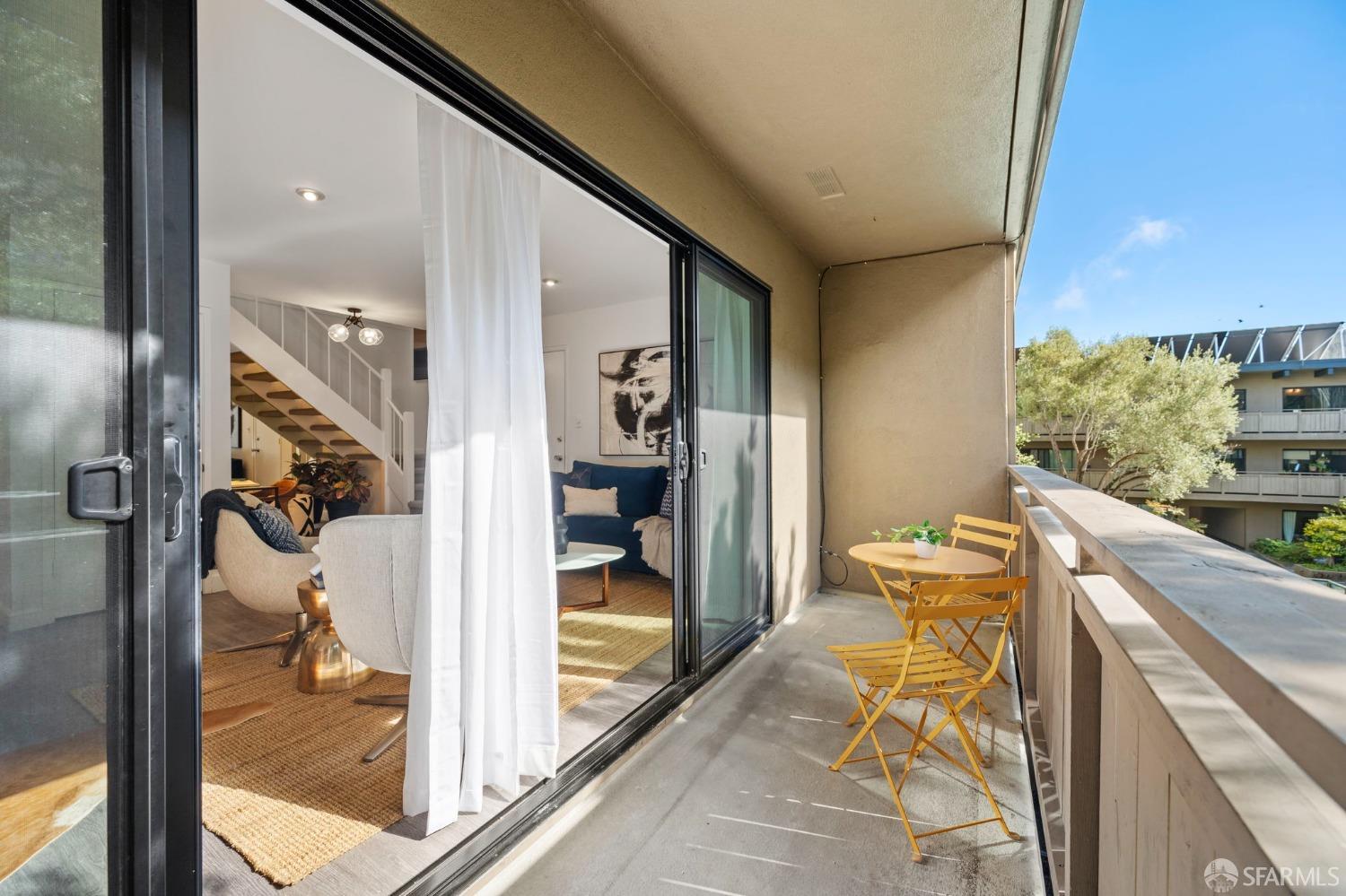 1817 California Street # 2C