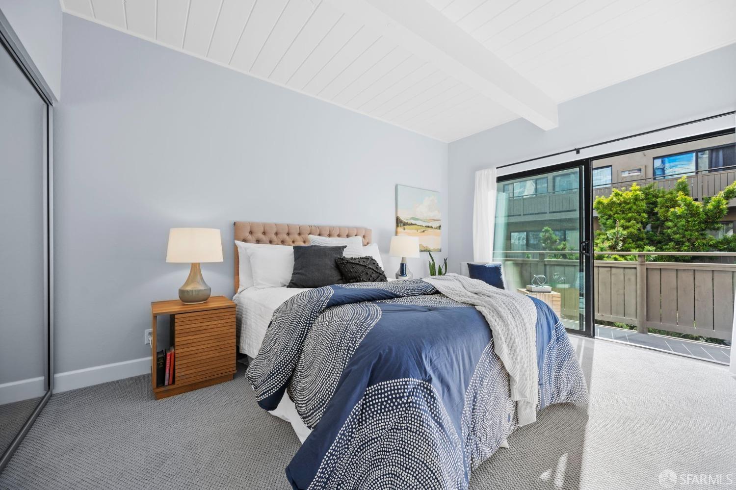 1817 California Street # 2C