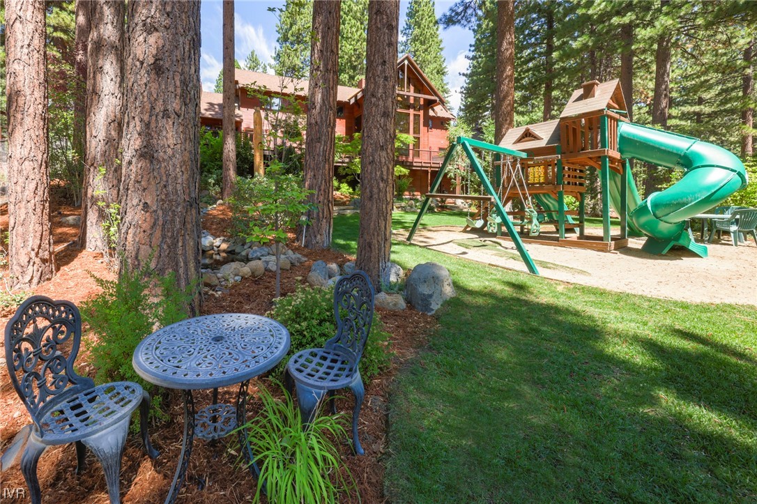 627 Woodridge Circle