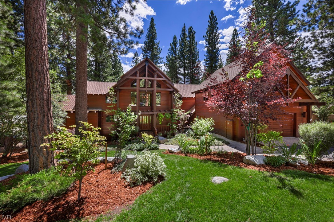 627 Woodridge Circle