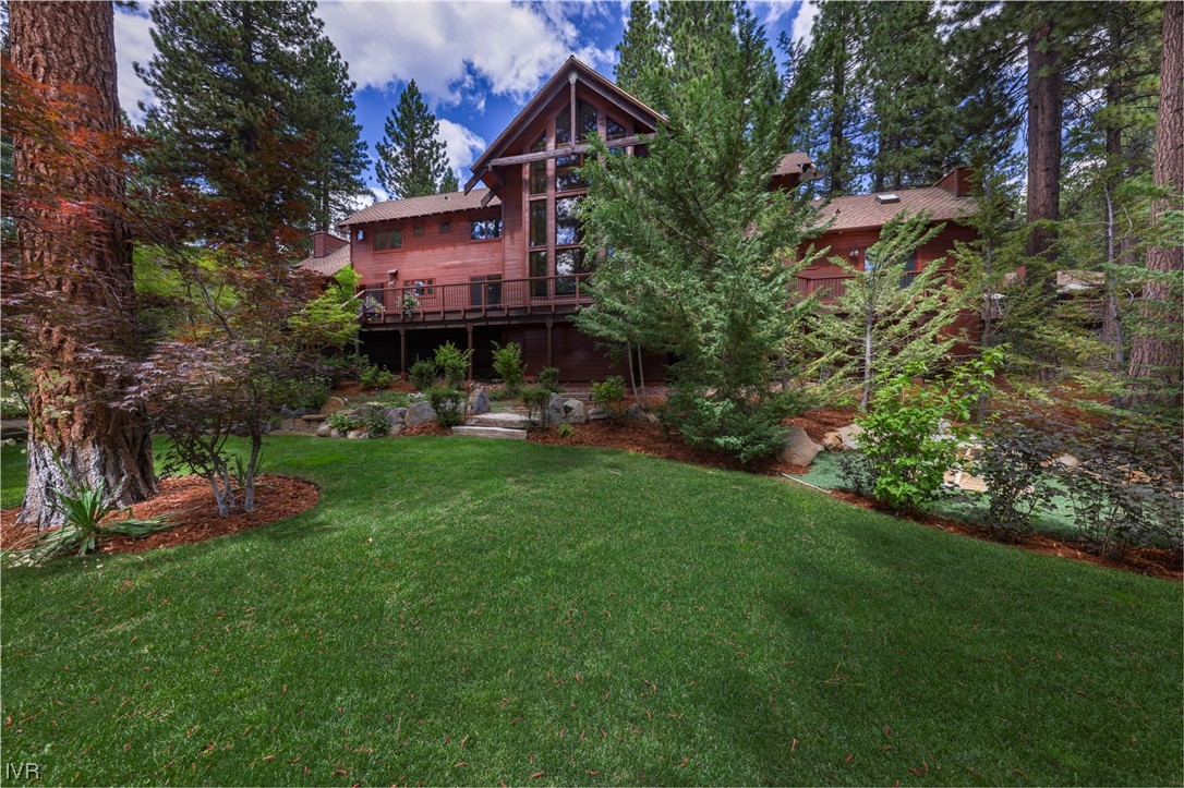 627 Woodridge Circle