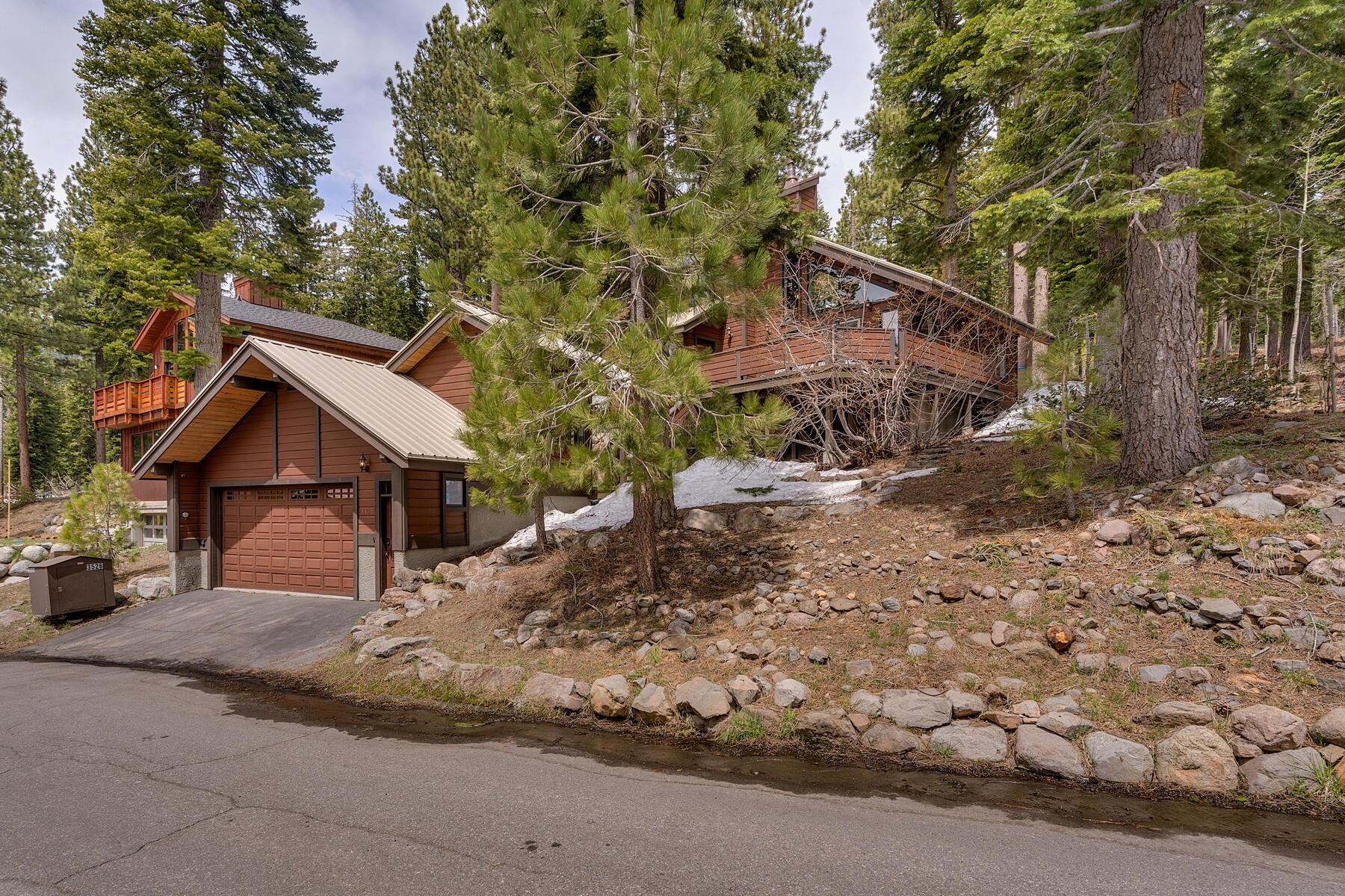 3526 Chamonix Road