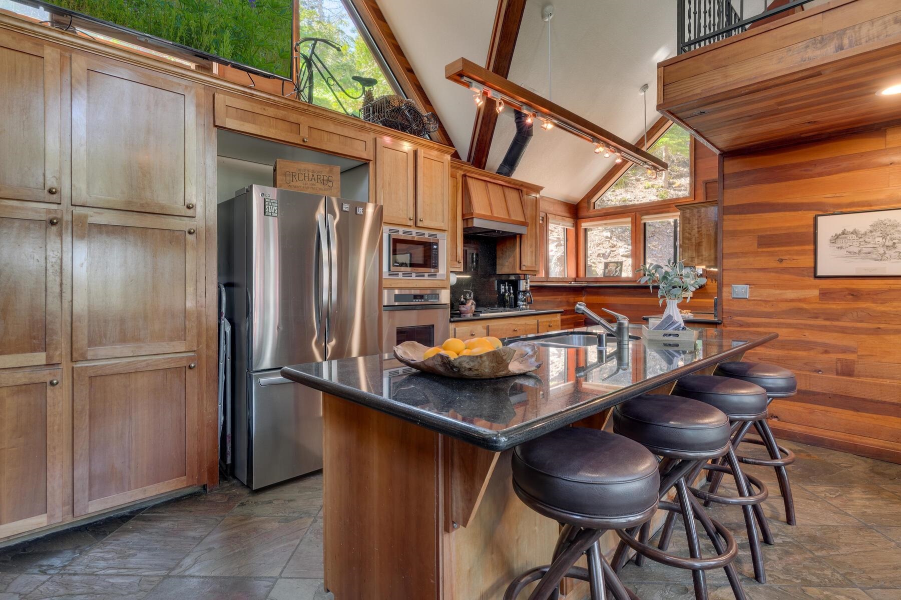4325 Jeffrey Way