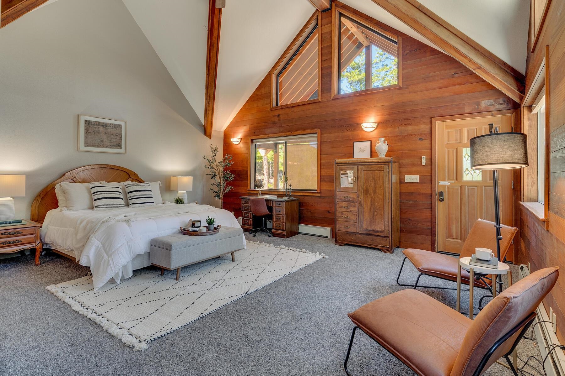4325 Jeffrey Way