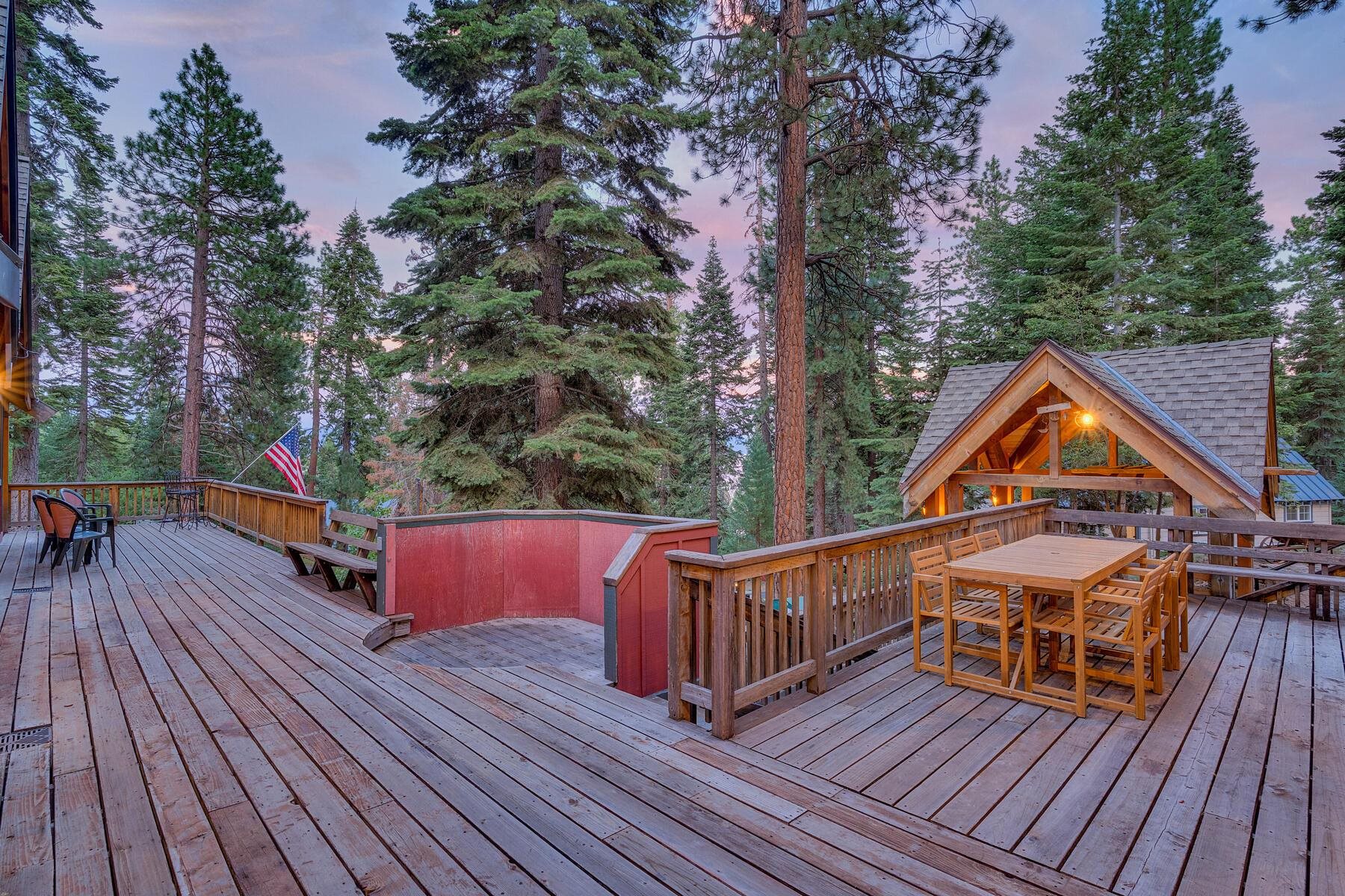 4325 Jeffrey Way