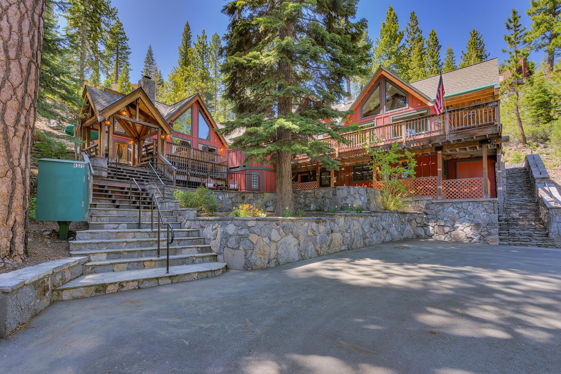4325 Jeffrey Way