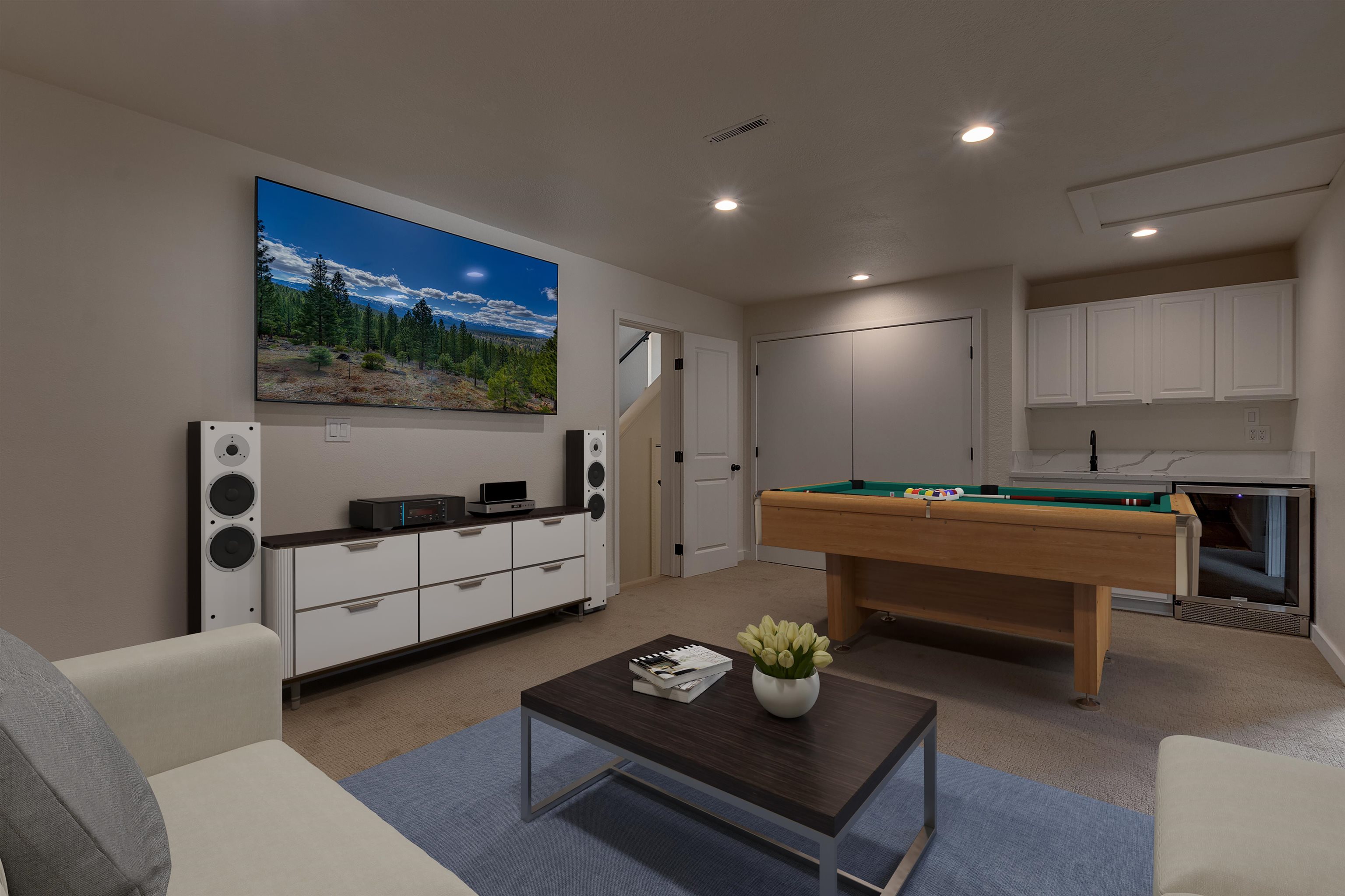 1900 Silver Tip Drive