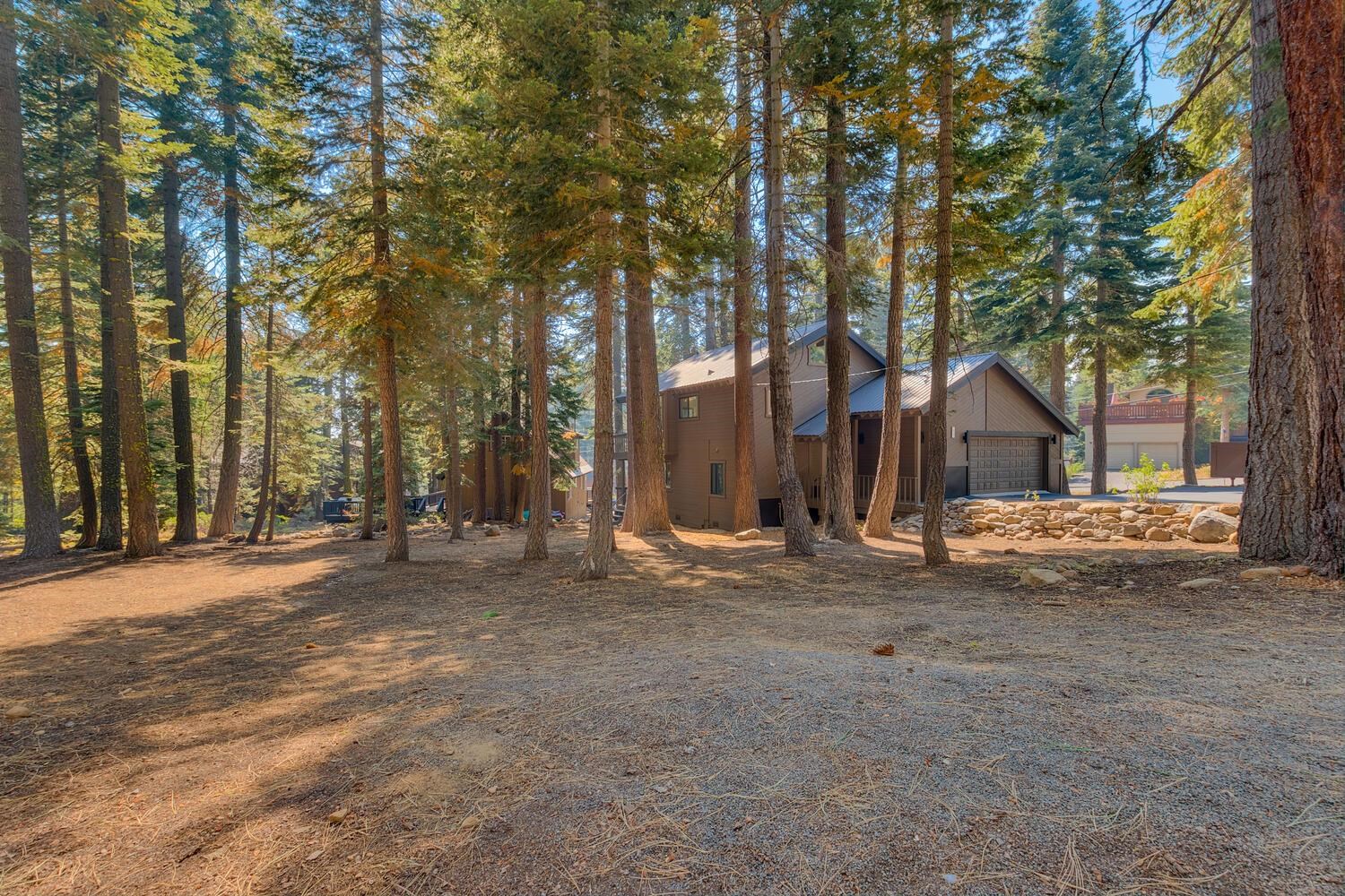 1900 Silver Tip Drive