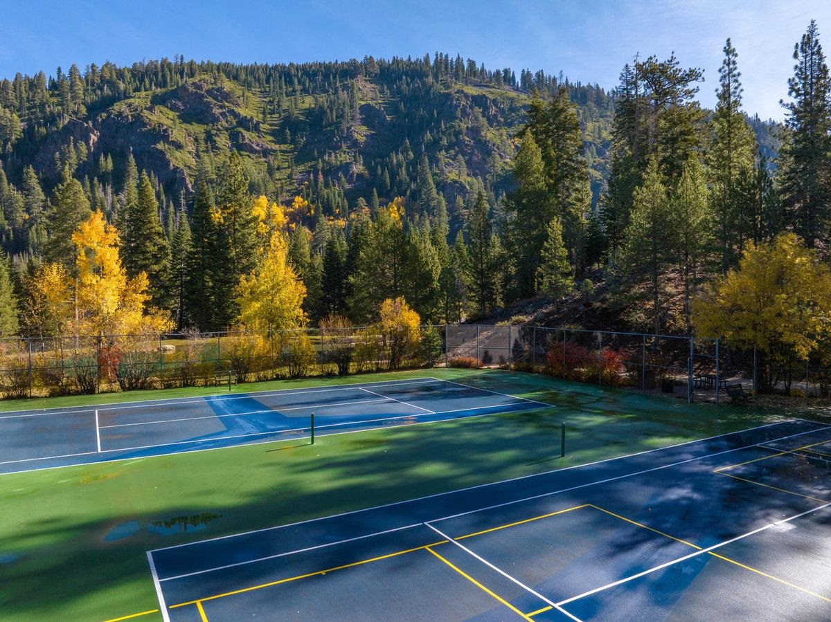 205 Alpine Meadows Road Unit: 2