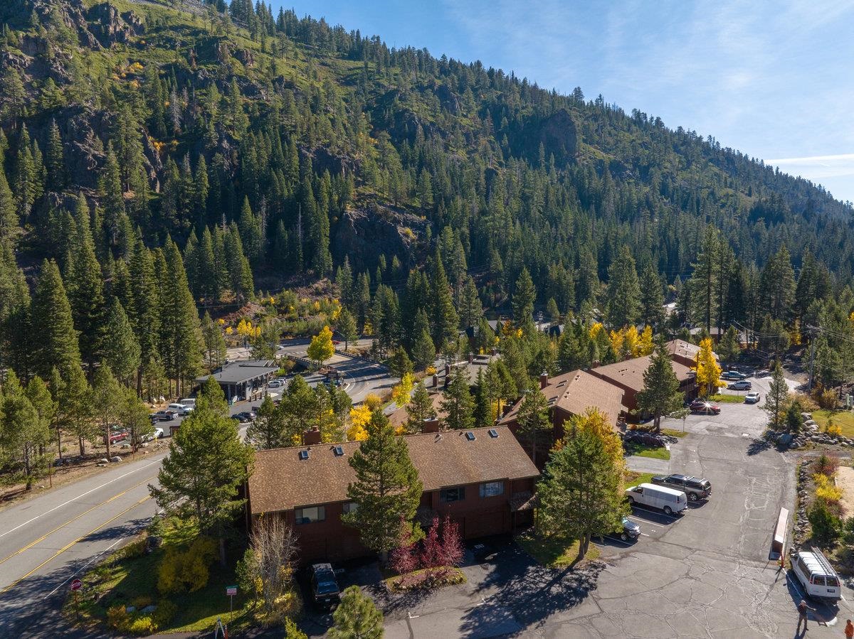 205 Alpine Meadows Road Unit: 2