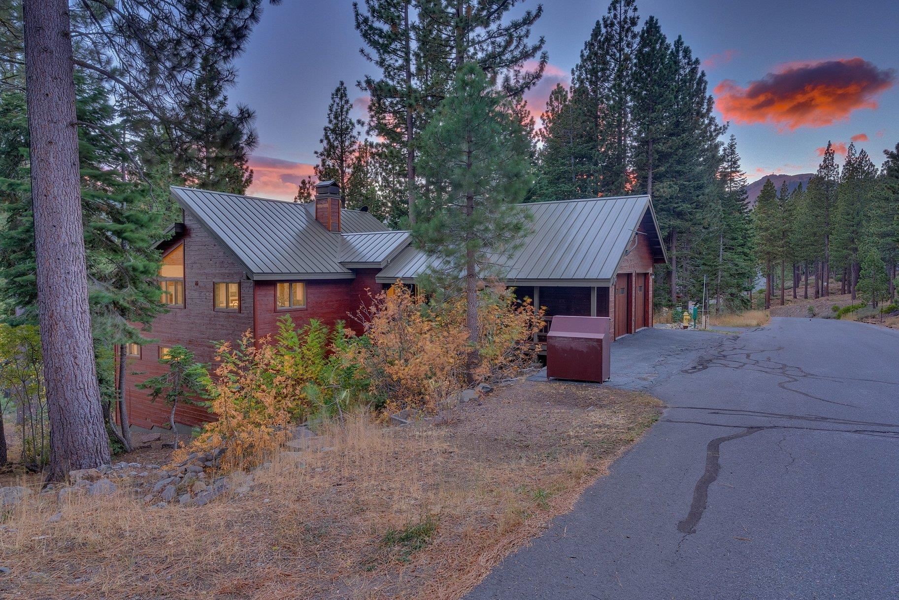 3527 Chamonix Road