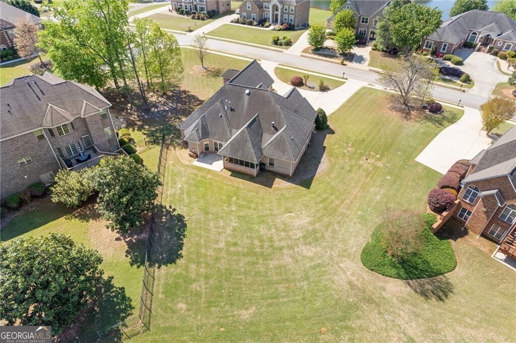 755 Peninsula Overlook