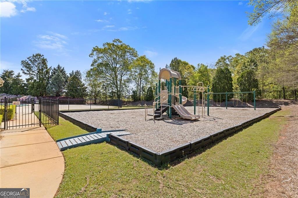 755 Peninsula Overlook