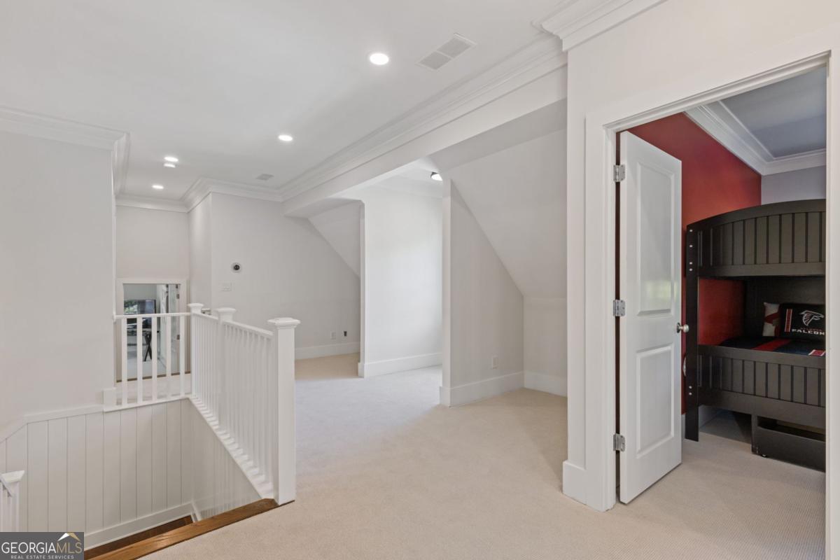 110 Hawks Bend