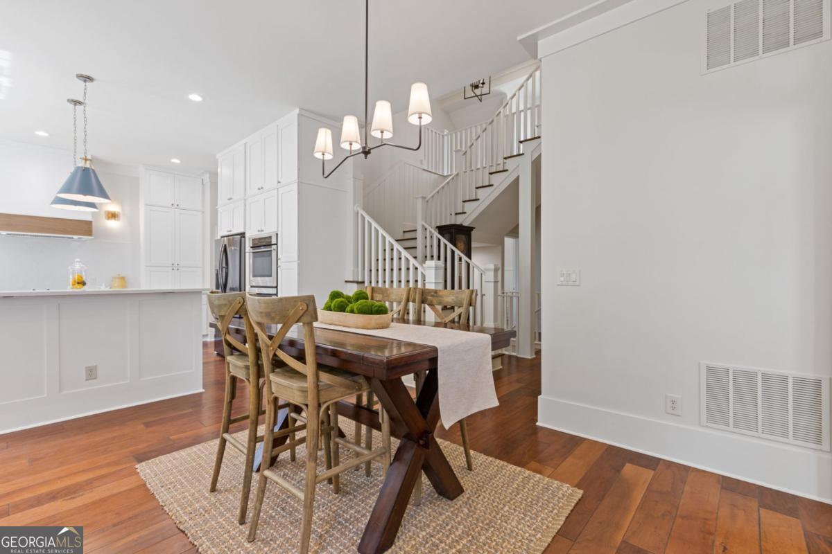 110 Hawks Bend