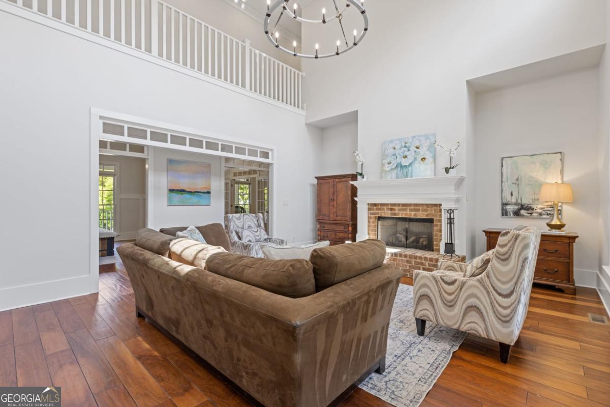 110 Hawks Bend