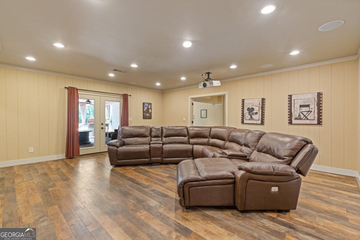 110 Hawks Bend