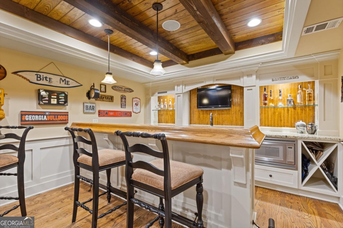 110 Hawks Bend