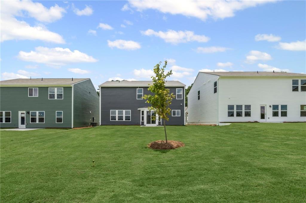 546 Traminer Way