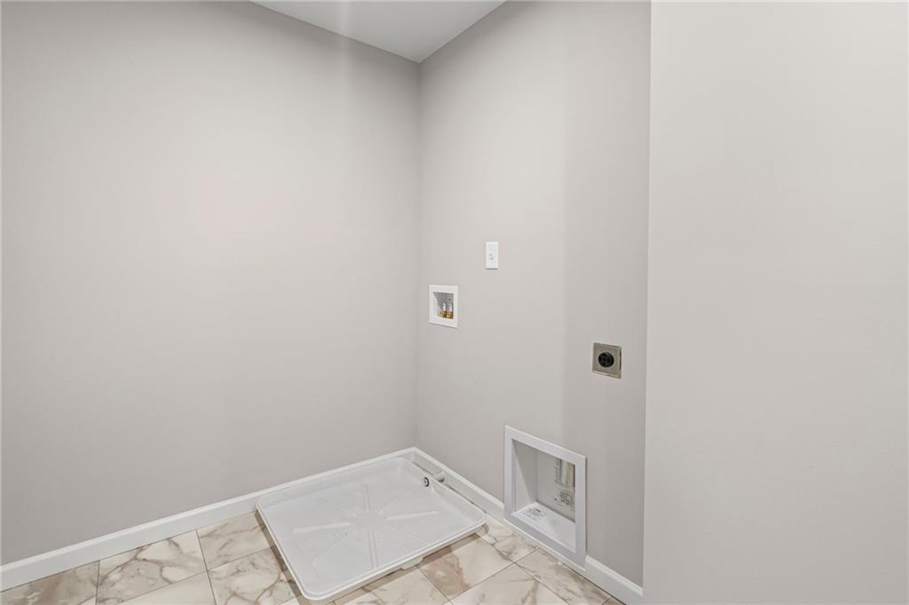 546 Traminer Way