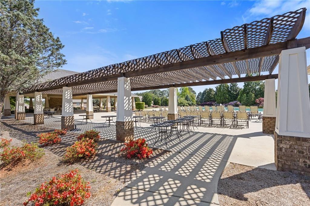 755 Peninsula Overlook