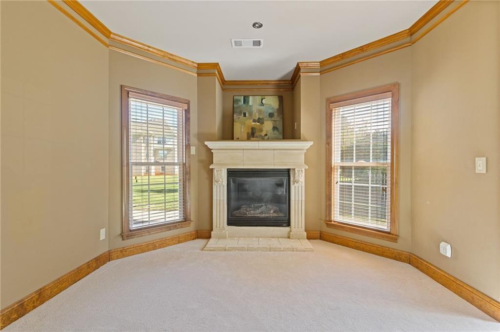 755 Peninsula Overlook