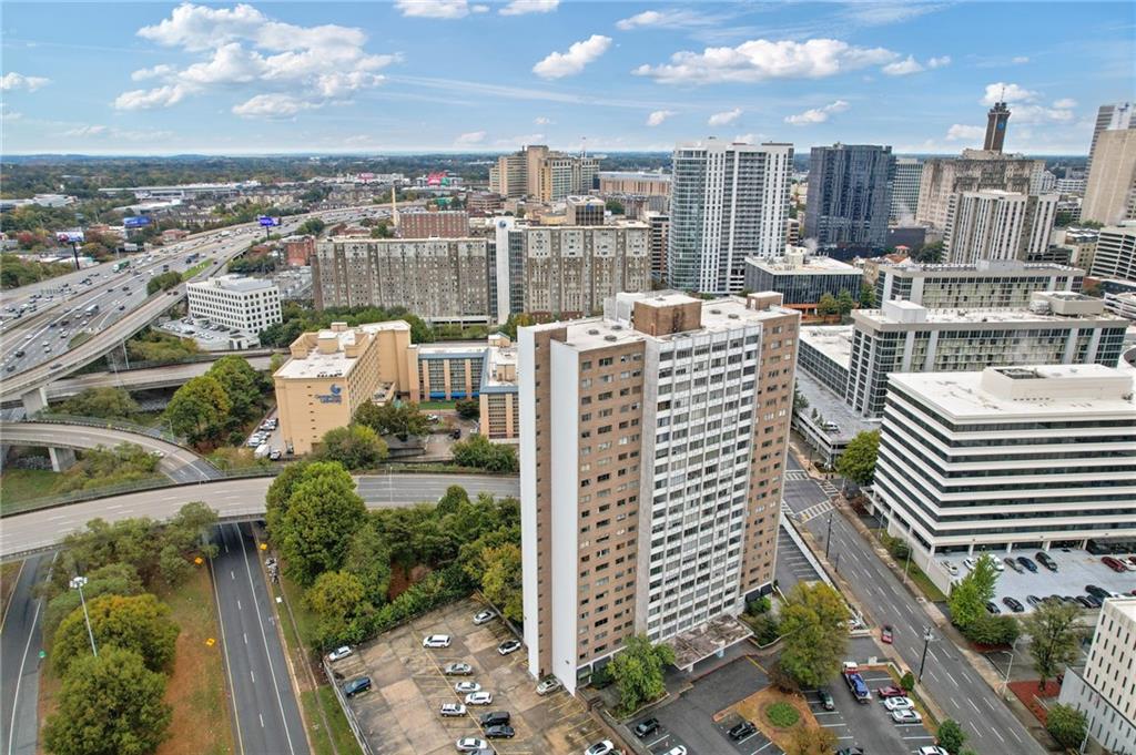 215 Piedmont Avenue NE