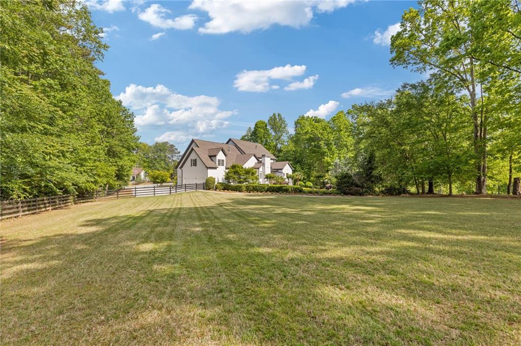 110 Hawks Bend