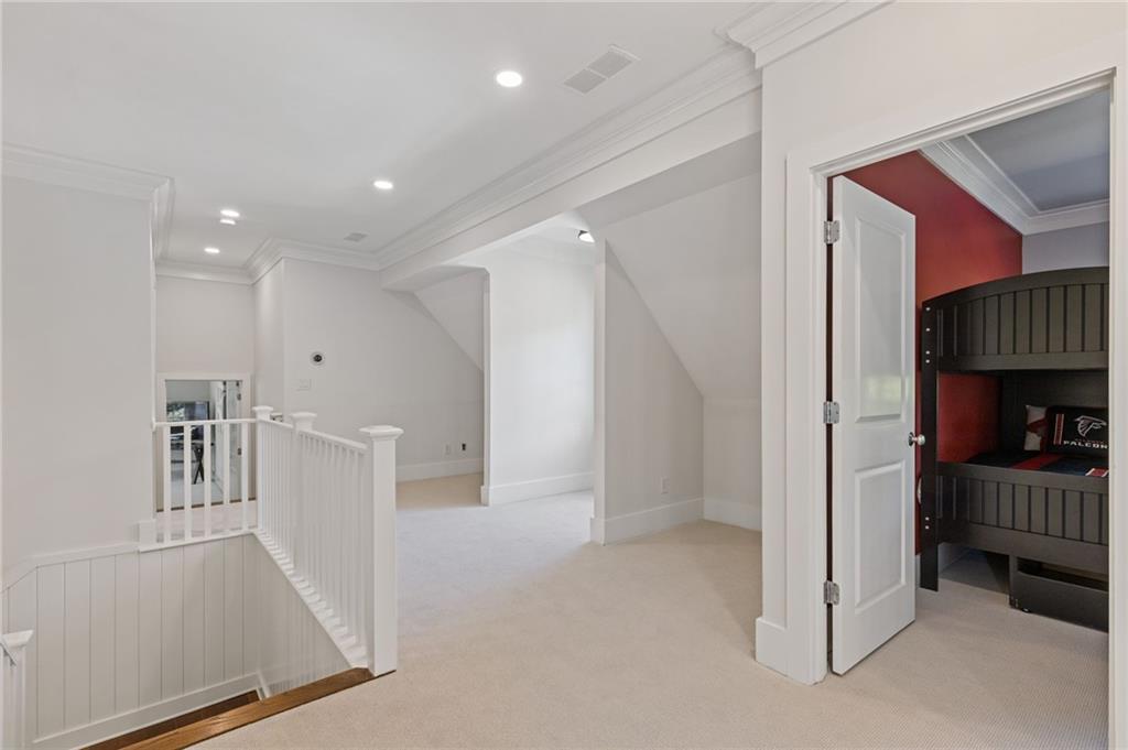 110 Hawks Bend