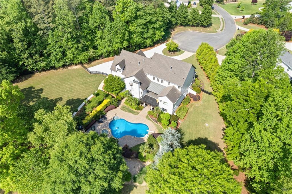 110 Hawks Bend
