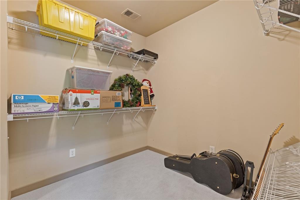 110 Hawks Bend