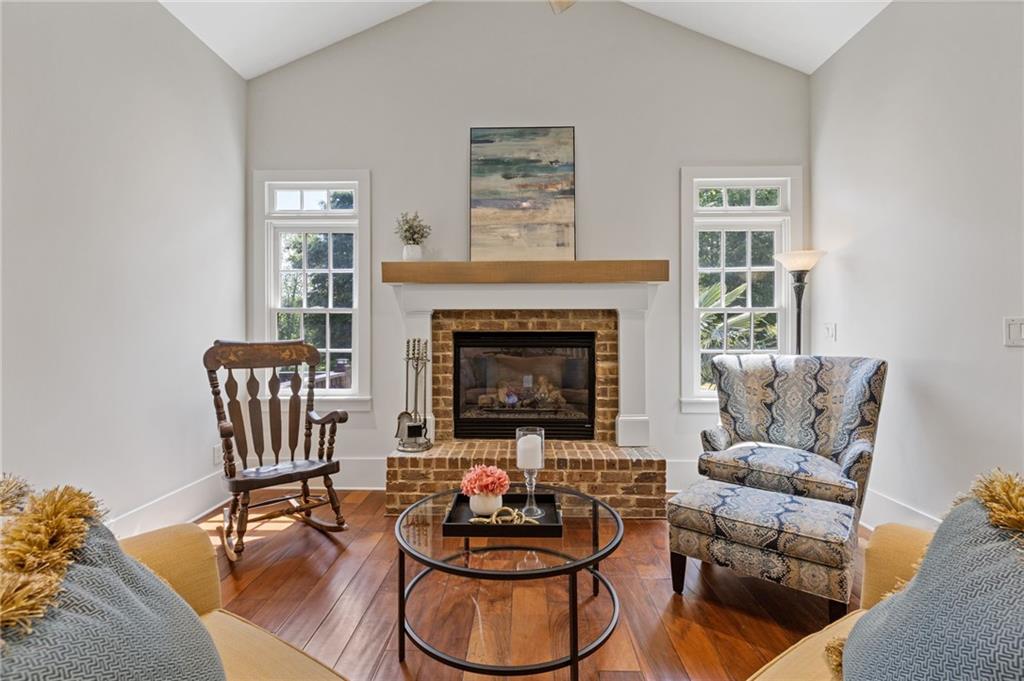 110 Hawks Bend