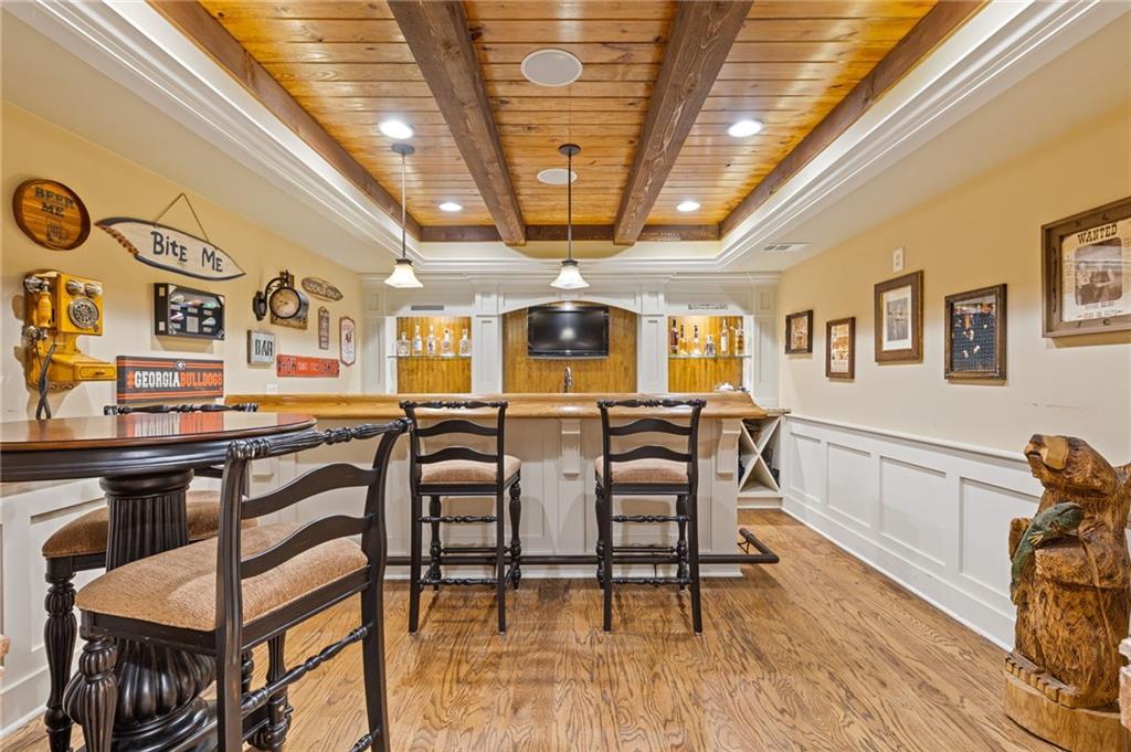 110 Hawks Bend