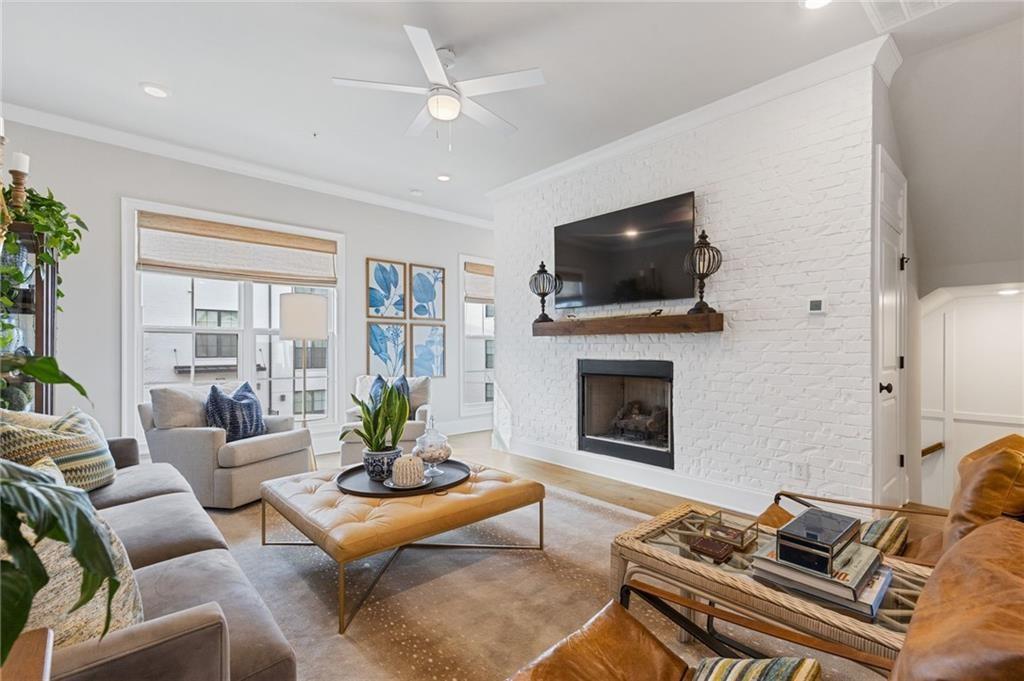 310 Burgess Walk