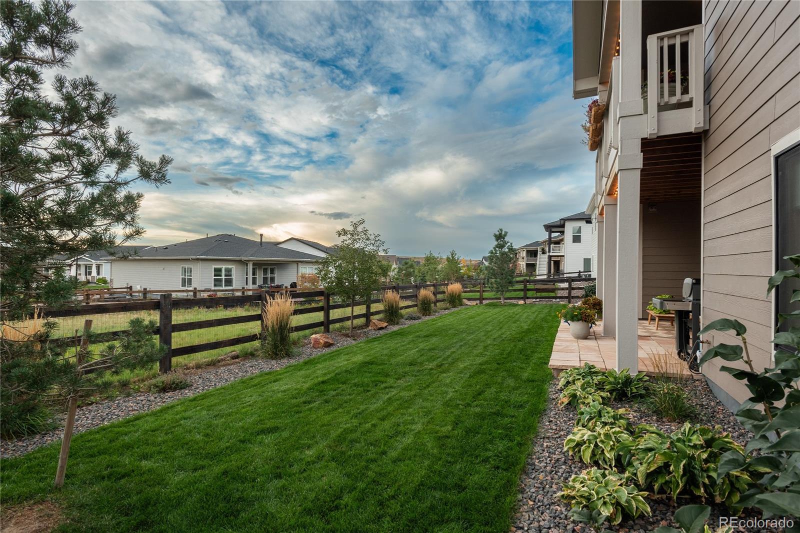 5665 Shadescale Way