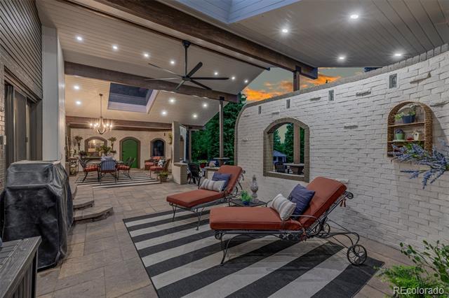 3 E Belleview Court