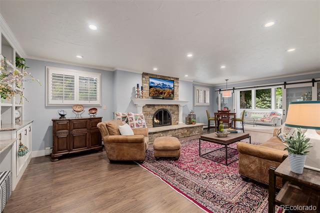 3 E Belleview Court