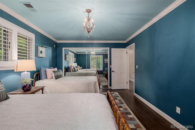 3 E Belleview Court