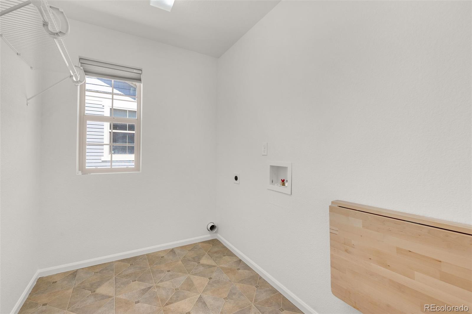 8276 Birch Tree Loop